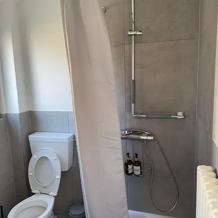 Modern 2 Bedroom With Balcony Bad Bocklet